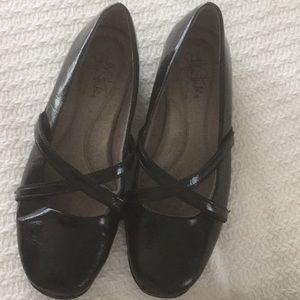 Black Patten flats